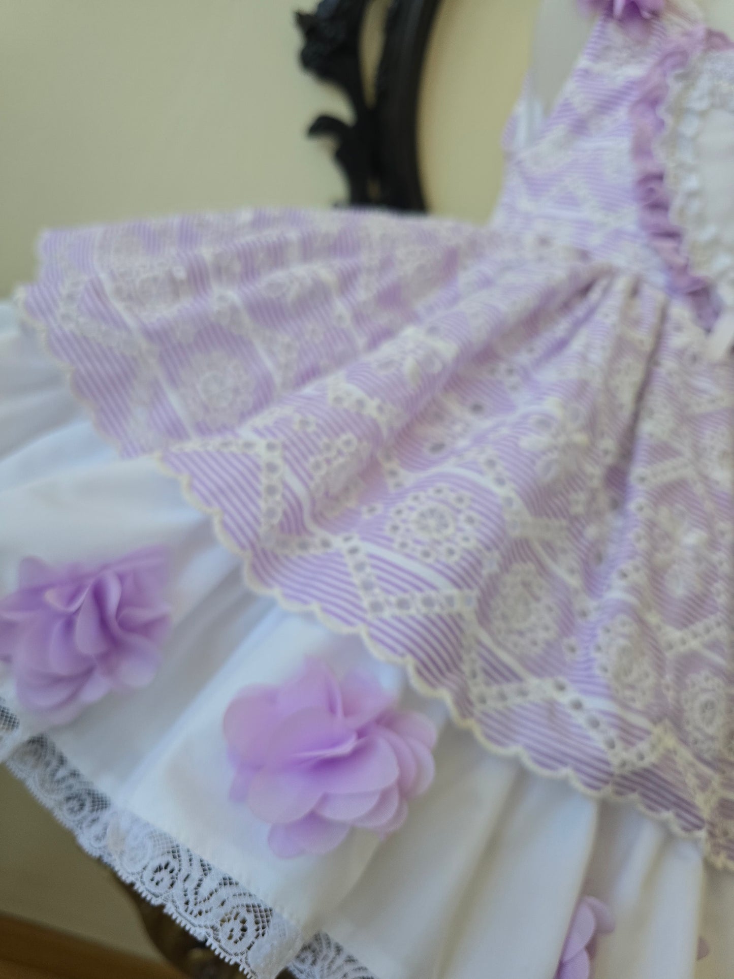 VESTIDO BRUMA DE LAVANDA– Alta Costura Infantil