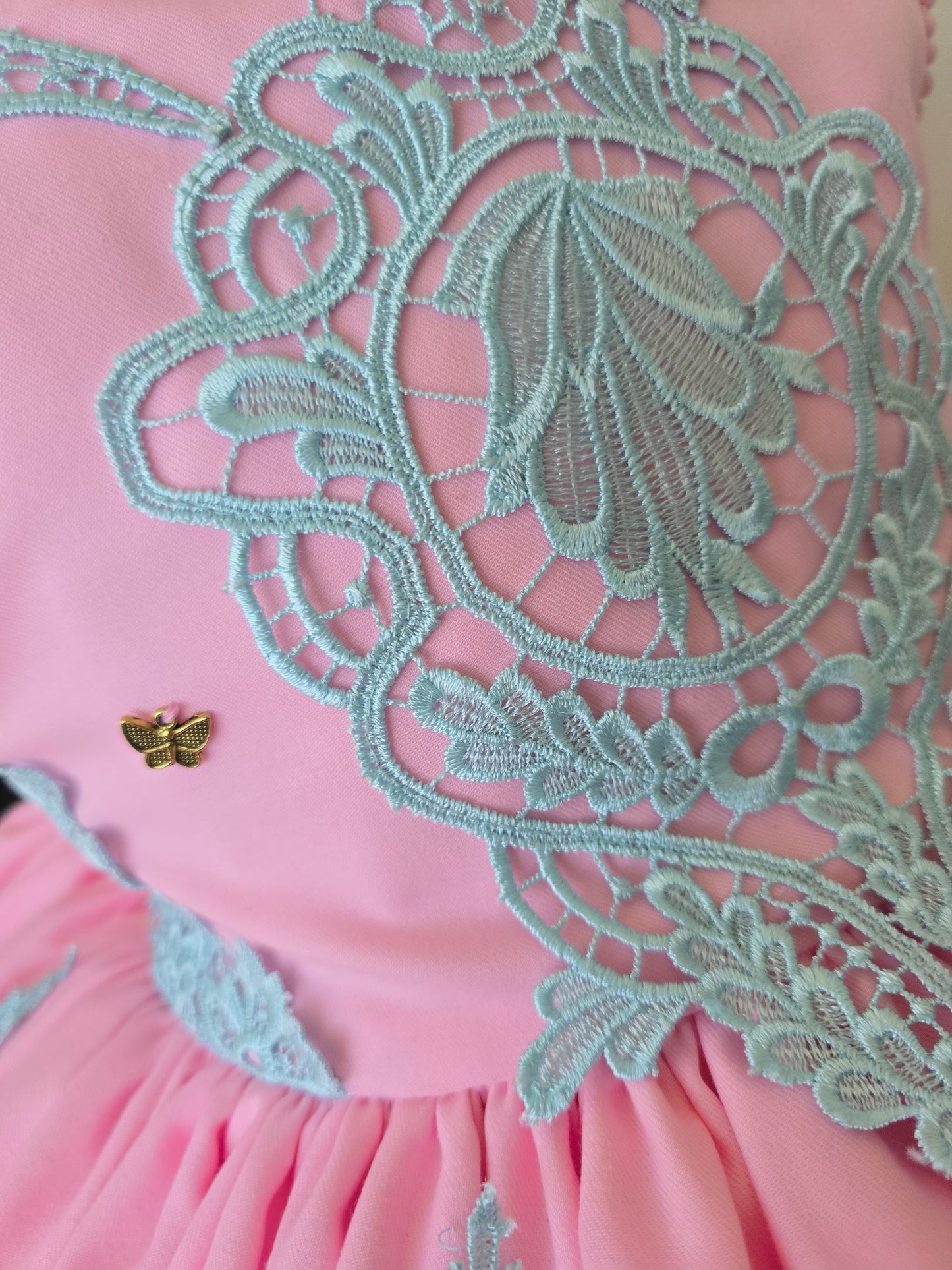 VESTIDO CORAL DE AGUA – Alta Costura Infantil