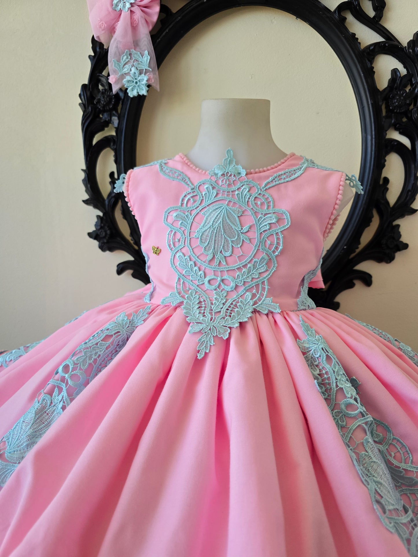 VESTIDO CORAL DE AGUA – Alta Costura Infantil