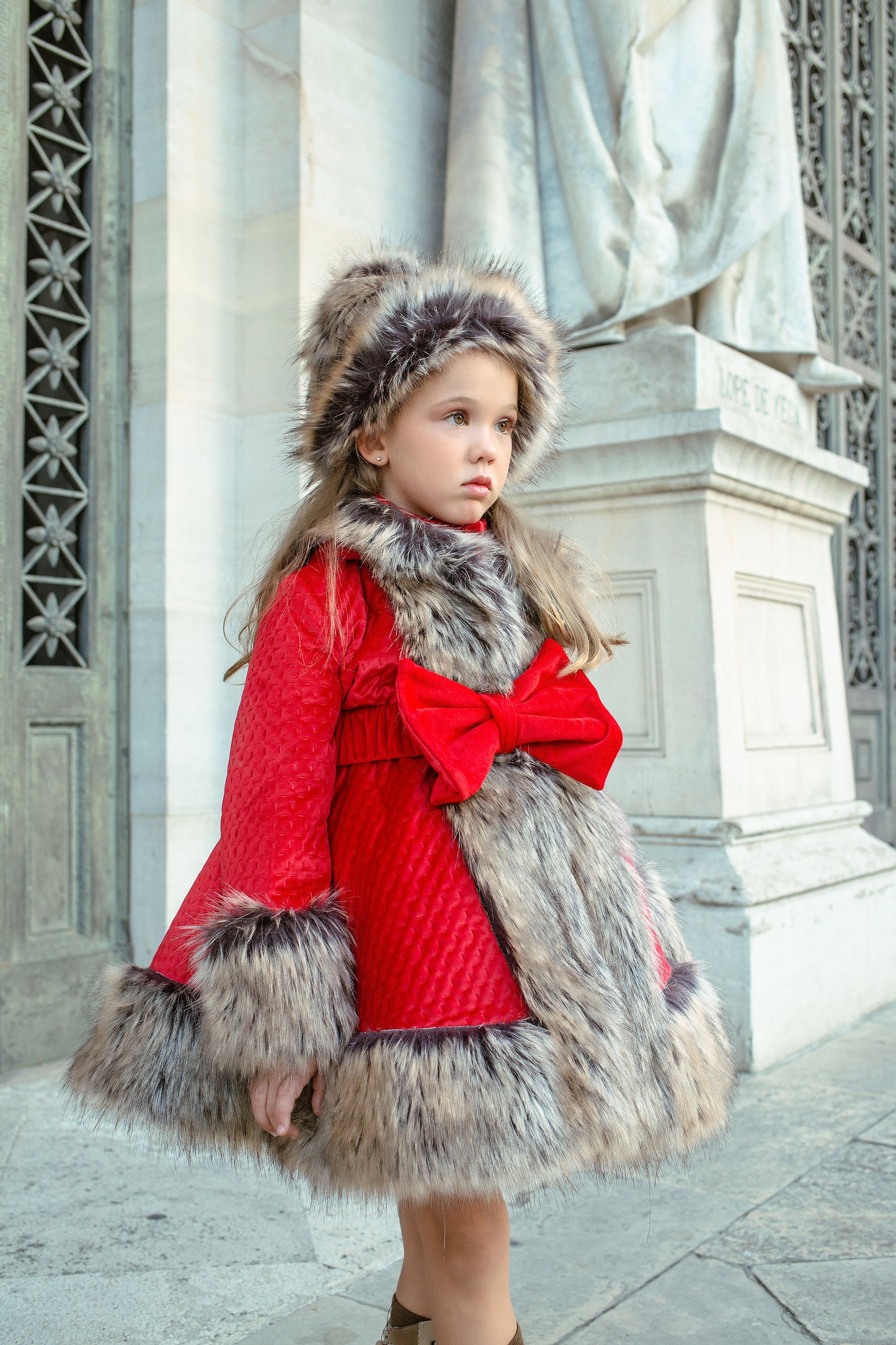 ABRIGO HEIRLOOM ROJO